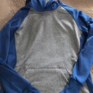 Nike thermfit two tone hoodie
